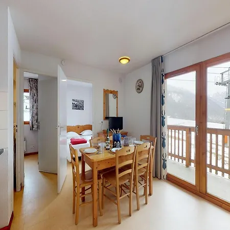 For 6 People In * Val Cenis